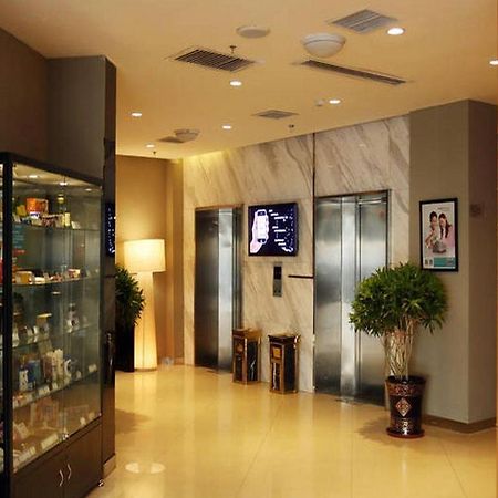 Jinjiang Inn Changchun Hongqi Street Екстер'єр фото