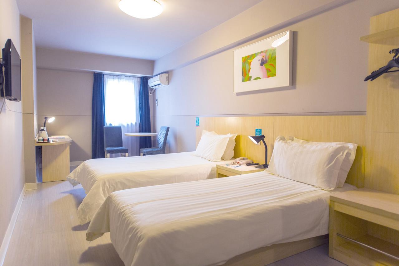Jinjiang Inn Changchun Hongqi Street Екстер'єр фото