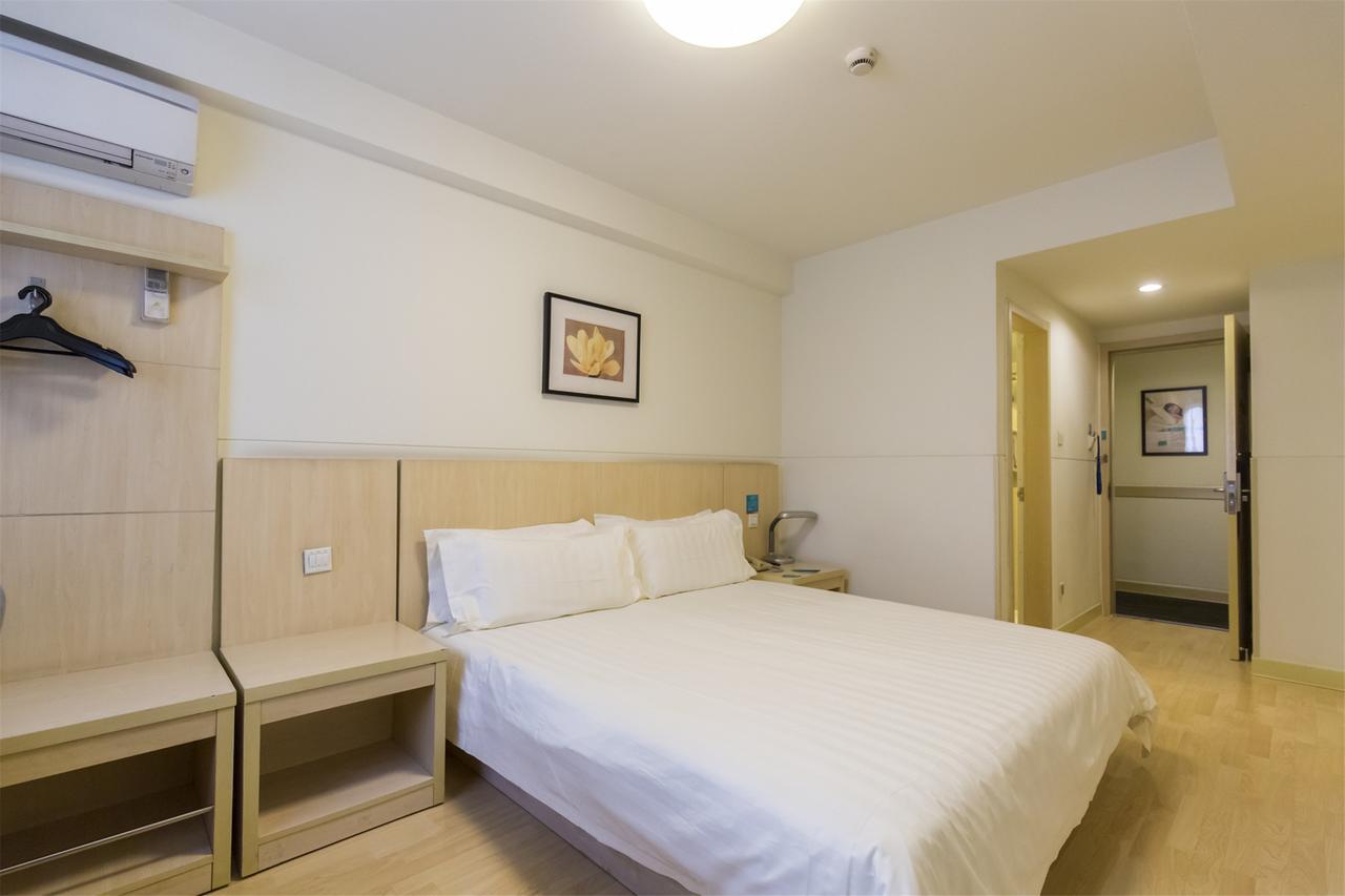 Jinjiang Inn Changchun Hongqi Street Екстер'єр фото