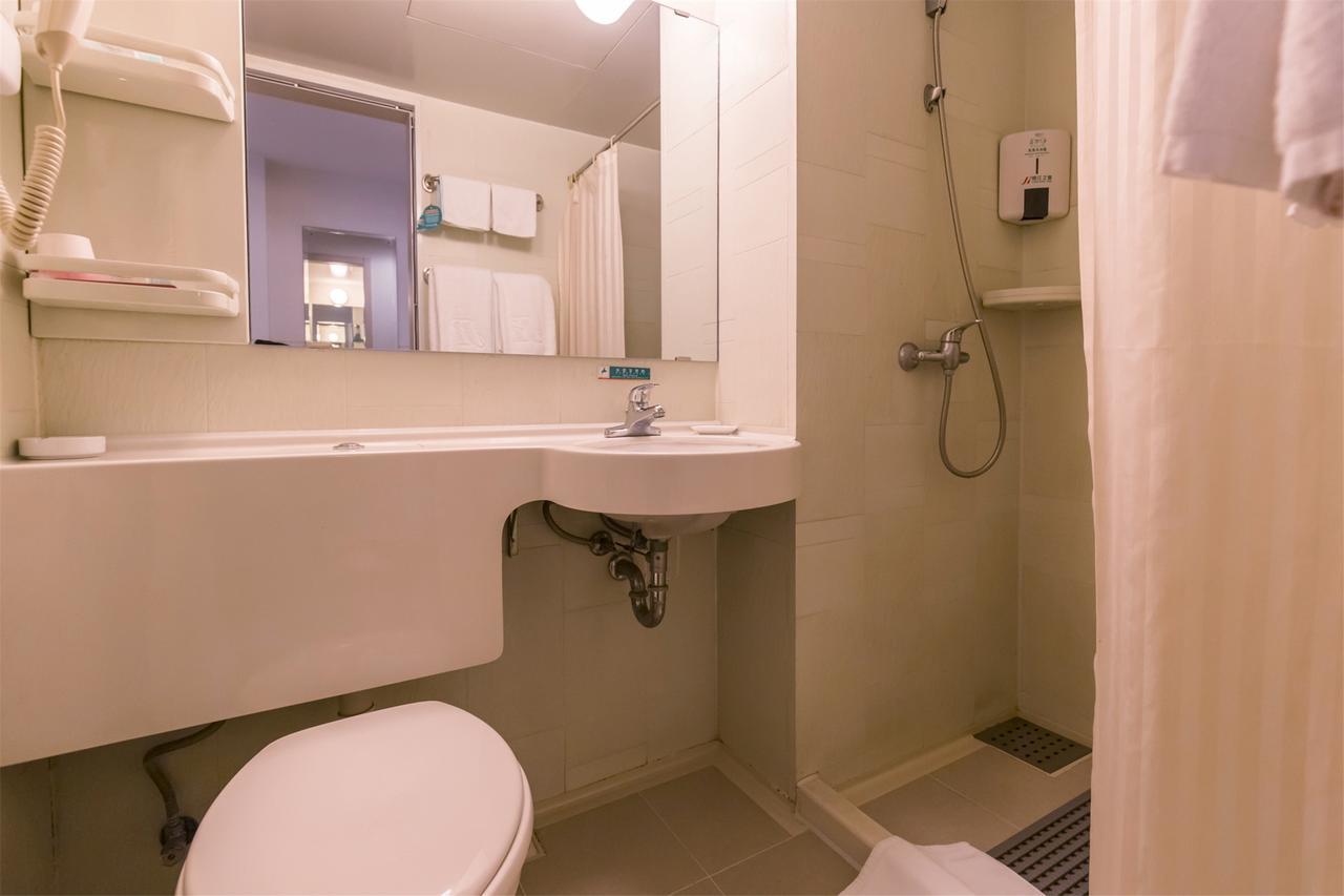 Jinjiang Inn Changchun Hongqi Street Екстер'єр фото